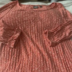 Quarter sleeve dress shirt